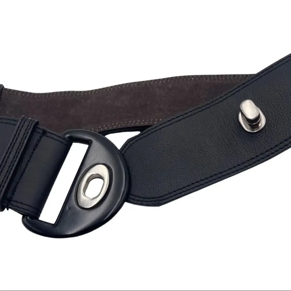 STEVE MADDEN black leather adjustable length belt